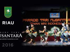 Parade-Tari-Nusantara-2016-Togak Balok Kumantan Godang, Riau